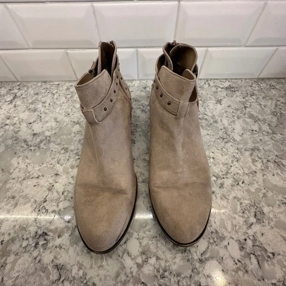 Abound faux suede beige ankle boots Size 12 - Picture 2 of 9